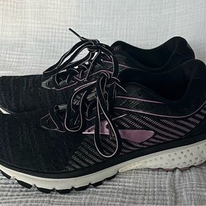Brooks Ghost 12 Womens Size 7M Black Purple Shoes Sneakers Running